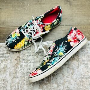 Vans Hawaiian Floral Skate Shoe black base lace up woman’s 7.5